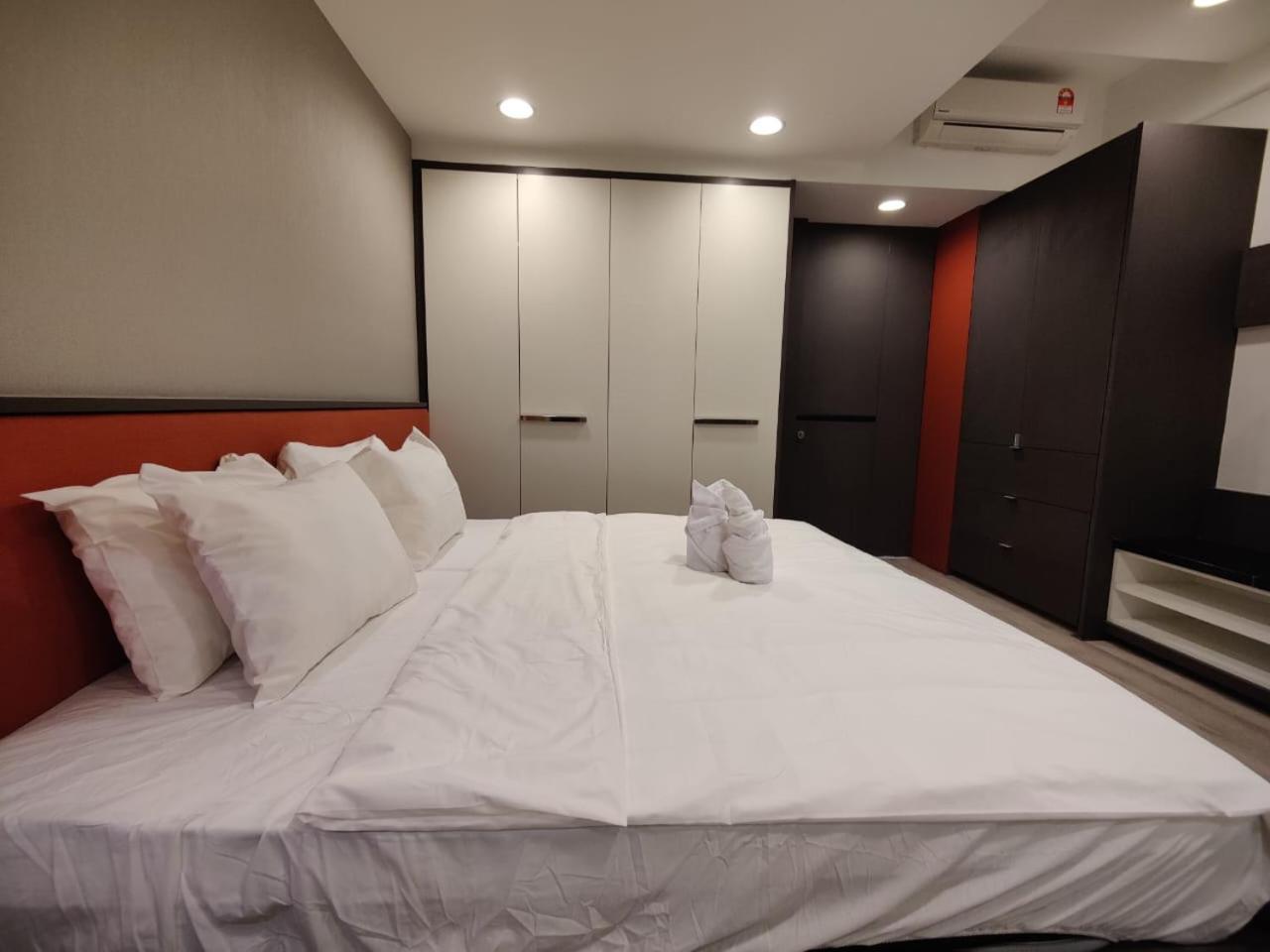 Mulberry Verve Suites Kl Mid Valley Куала-Лумпур Экстерьер фото
