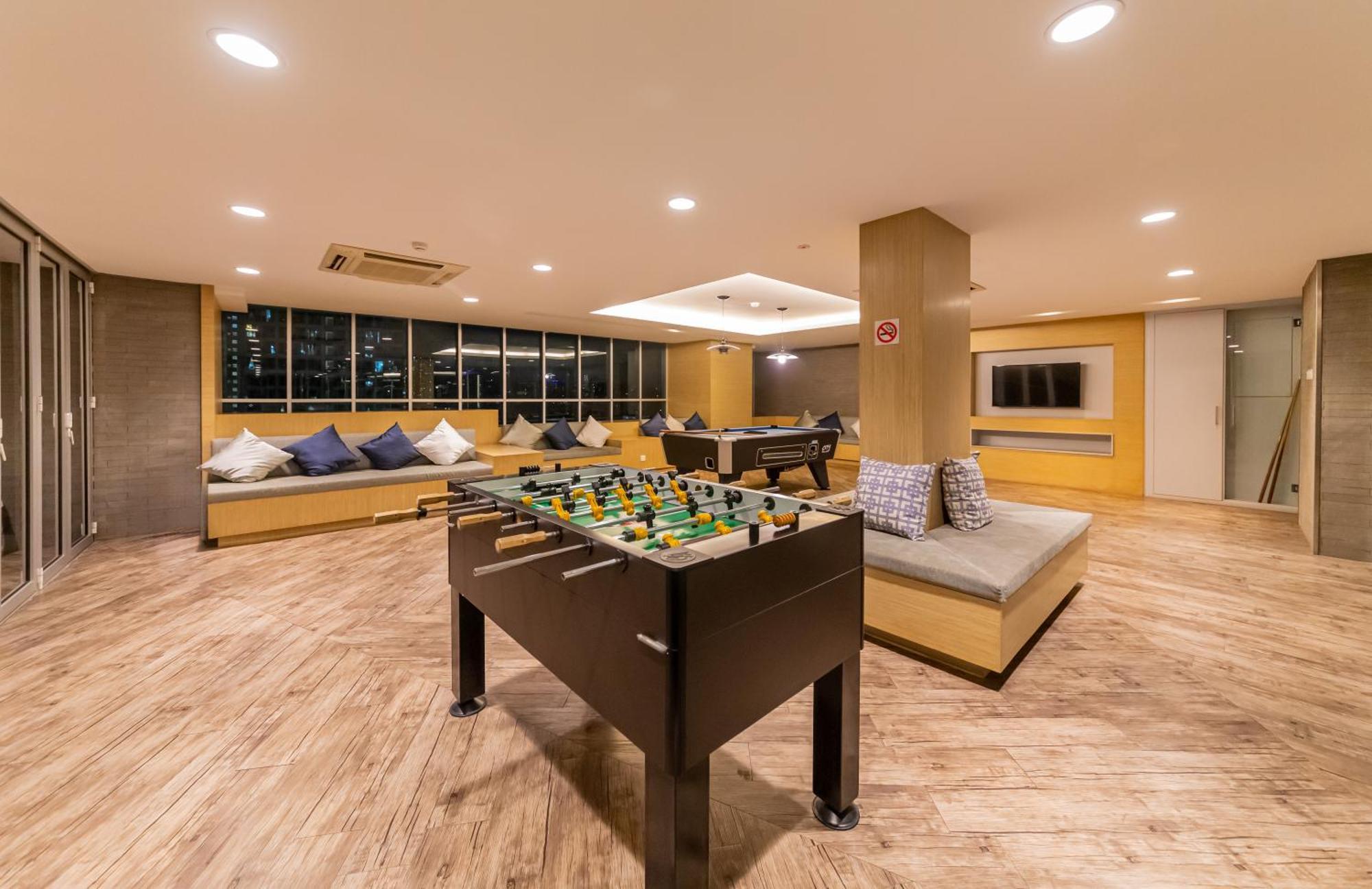 Mulberry Verve Suites Kl Mid Valley Куала-Лумпур Экстерьер фото