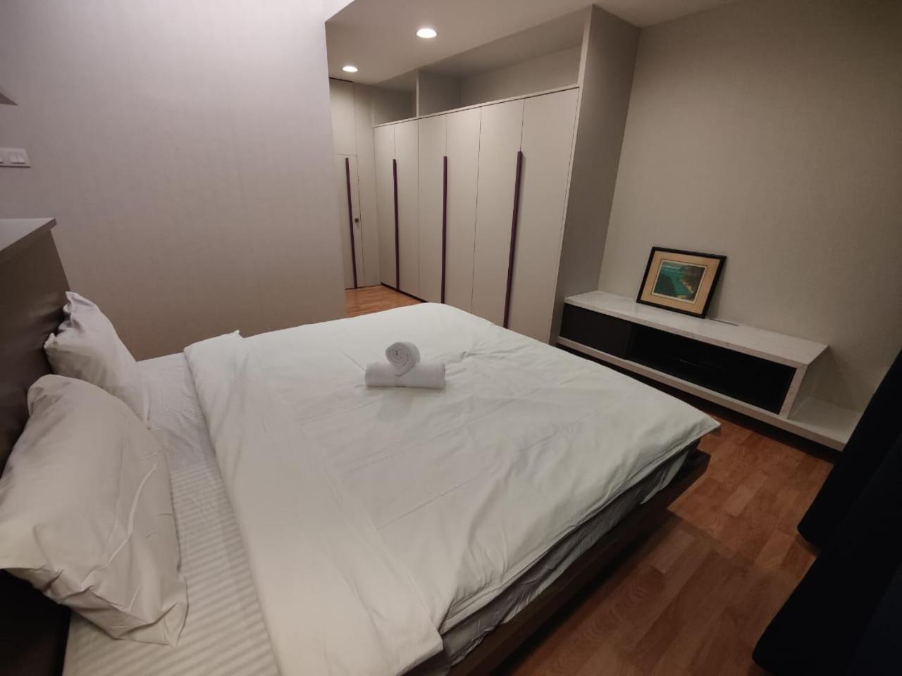 Mulberry Verve Suites Kl Mid Valley Куала-Лумпур Экстерьер фото