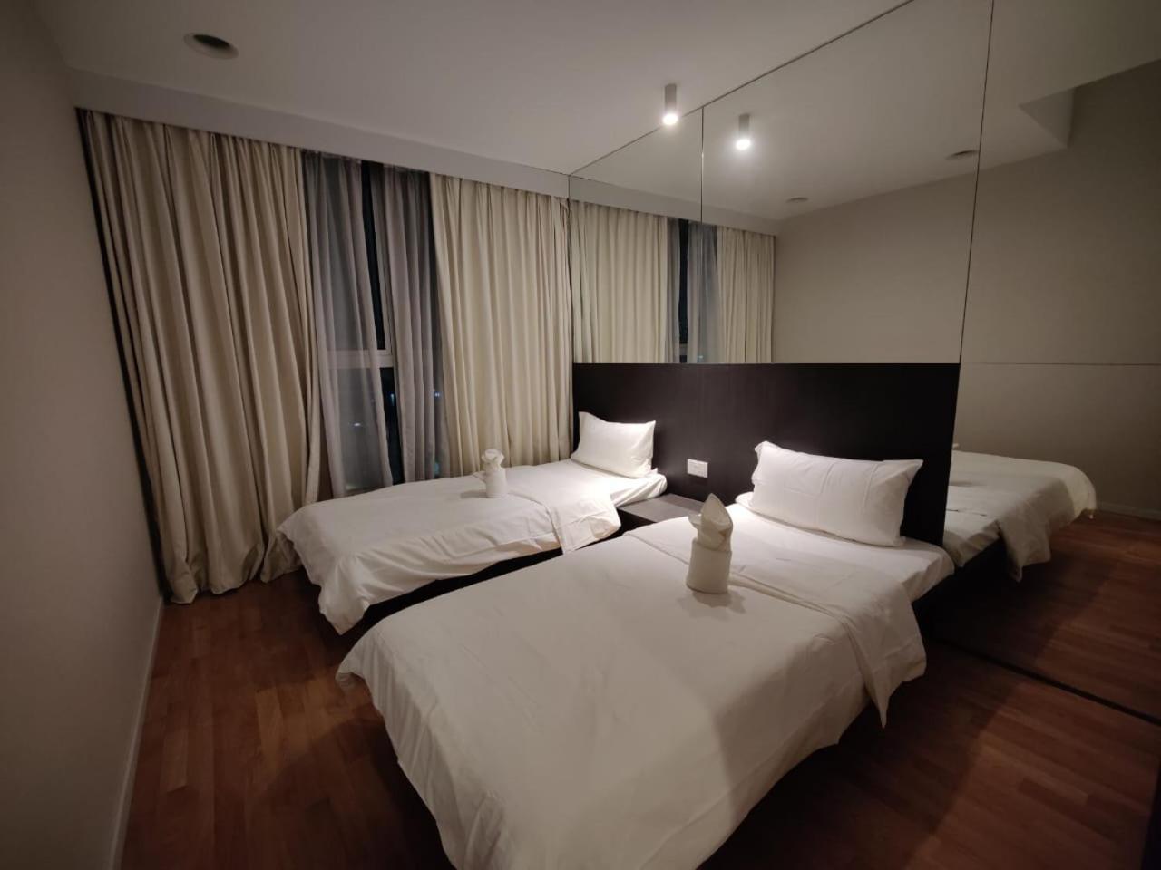 Mulberry Verve Suites Kl Mid Valley Куала-Лумпур Экстерьер фото