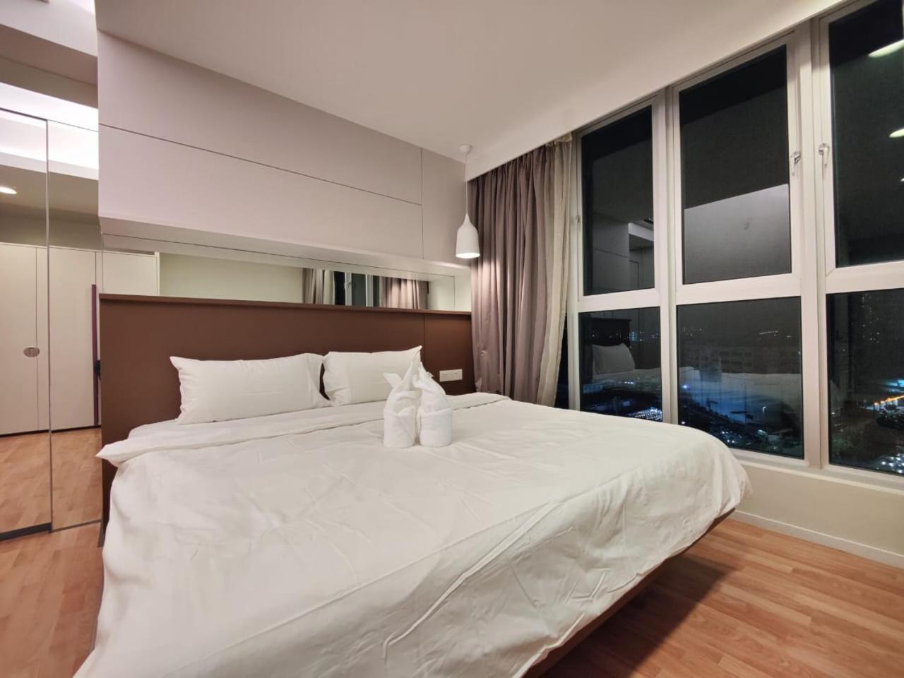 Mulberry Verve Suites Kl Mid Valley Куала-Лумпур Экстерьер фото
